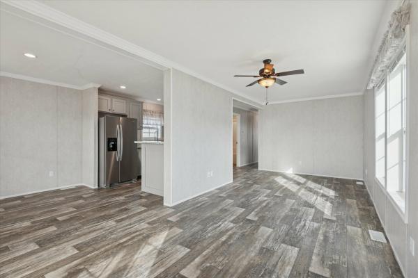 2026 EAGLE RIVER HOMES 125G LANDY CREEEK LC-52E823  Home