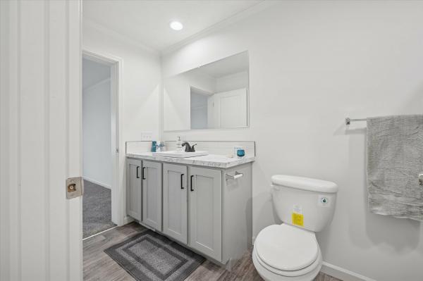 2026 Colony 197 DT1039-P  Home