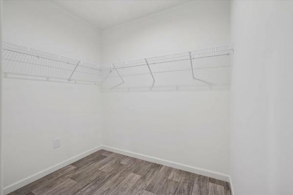 2026 Colony 197 DT1039-P  Home