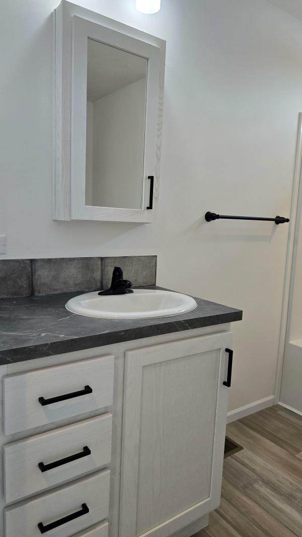 2026 Champion 144 DAP2860H32394  Home