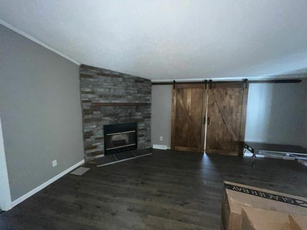 1996 Fairmont Friendship 214  Home