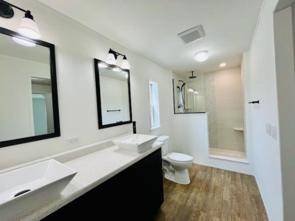 2025 ADVENTURE 369 4603GT  Home