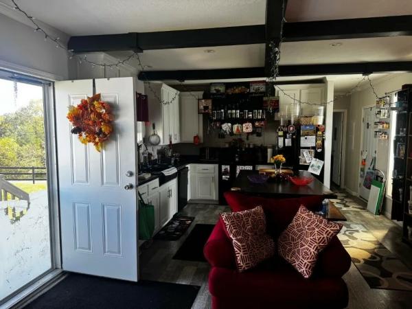 2021 Champion 10 RASN1610  Home