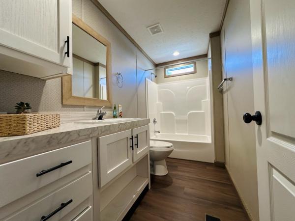 2021 Fleetwood 6 250CL32583H   Home