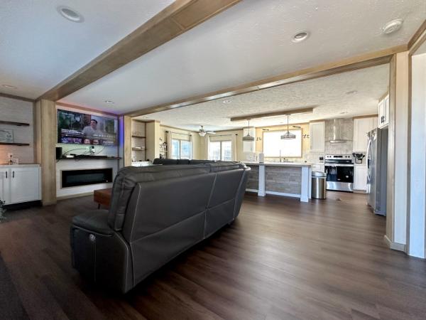 2021 Fleetwood 6 250CL32583H   Home