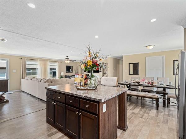 2022 Champion 83 RADN6009  Home