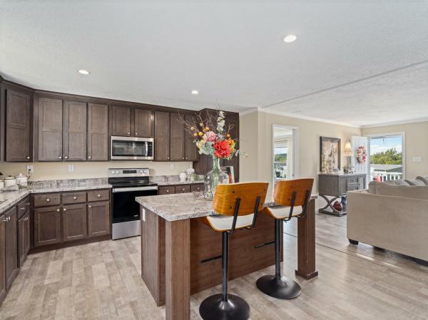 2022 Champion 83 RADN6009  Home