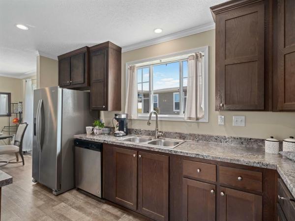 2022 Champion 83 RADN6009  Home