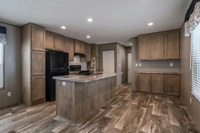 Mobile Home at 1608 Stifftail Duck Rd. Columbia, TN 38401