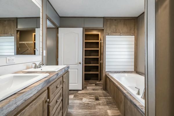 2025 Clayton  Peyton  Home