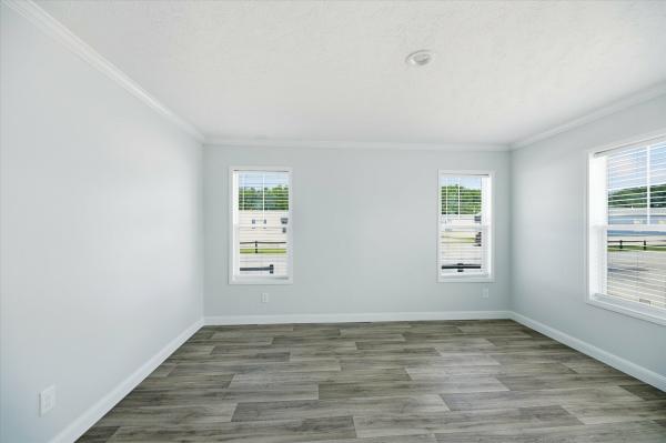 2025 Fleetwood 40 28563C  Home