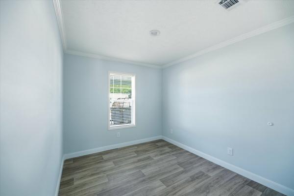 2025 Fleetwood 40 28563C  Home