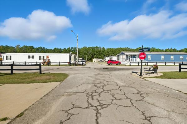 2025 Fleetwood 40 28563C  Home