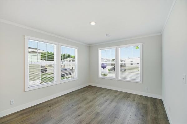 2025 Clayton WHOLE LOTTA LOVE  Home