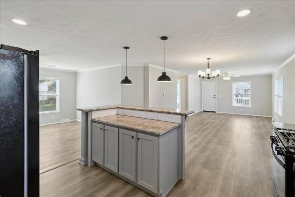 2025 Adventure 14 Mojave Model 2852-1  Home