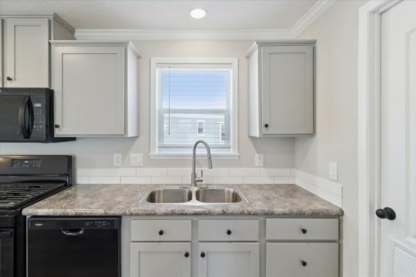 2025 Adventure 14 Mojave Model 2852-1  Home