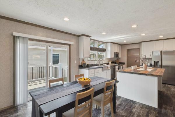 2025 Savannah Living 152S Number 1   Home