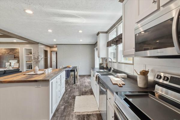 2025 Savannah Living 152S Number 1   Home