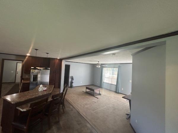 2017 Colony 323 deercreek  Home