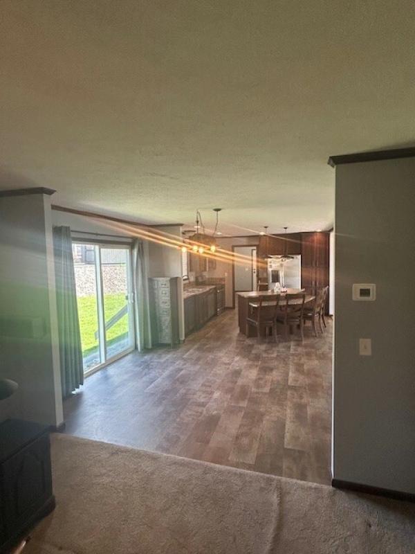 2017 Colony 323 deercreek  Home