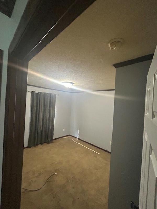 2017 Colony 323 deercreek  Home