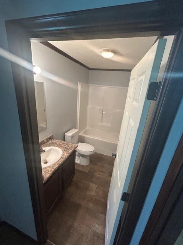 2017 Colony 323 deercreek  Home