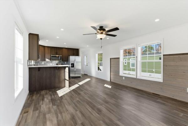 2025 Redman 66 NWSSL26609  Home