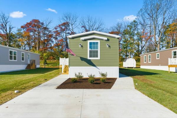 2026 Redman 69 007RENW-1666H22193  Home