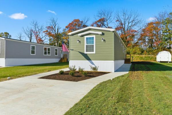 2026 Redman 69 007RENW-1666H22193  Home