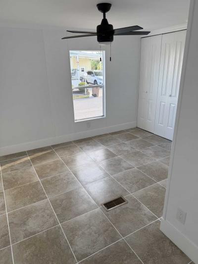 Photo 5 of 16 of home located at 701 Aqui Esta Dr #190 Punta Gorda, FL 33950