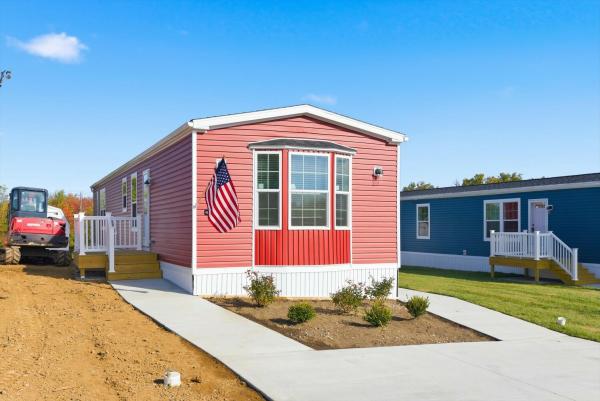 2026 Redman 72 NWSSL26602  Home