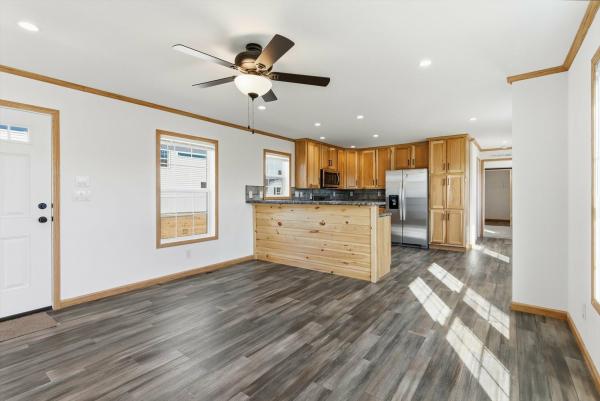 2026 Redman 72 NWSSL26602  Home