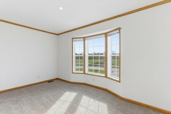 2026 Redman 72 NWSSL26602  Home