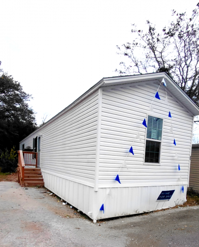 Mobile Home at 5291 Collins Rd., #80 Jacksonville, FL 32244