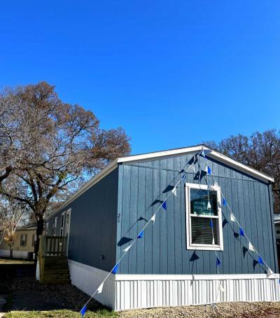 Mobile Home at 21 Yucca Dr. Austin, TX 78744