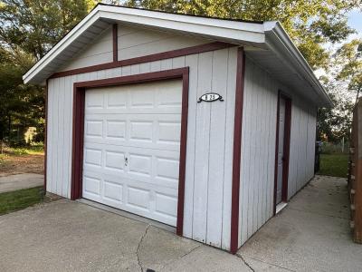 Photo 5 of 17 of home located at N2639 County Road Z Lot B25 Dousman, WI 53118