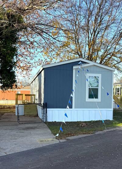 Mobile Home at 204 Maple St. Glenn Heights, TX 75154