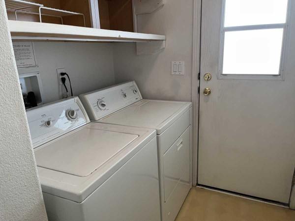 2001 Cavco 3 Bed / 2 Bath Manufactured Home