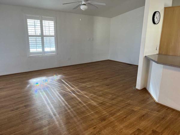 2001 Cavco 3 Bed / 2 Bath Manufactured Home