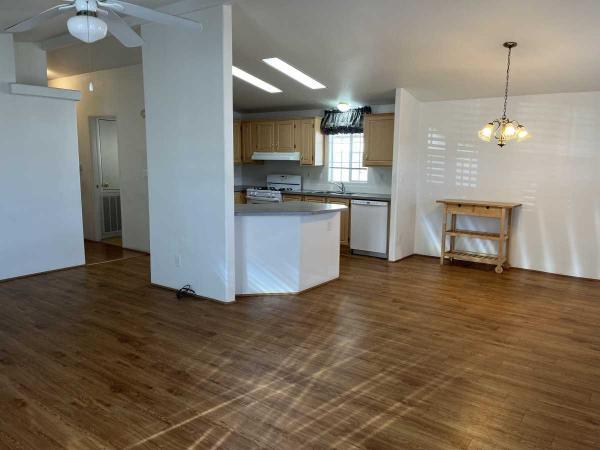 2001 Cavco 3 Bed / 2 Bath Manufactured Home