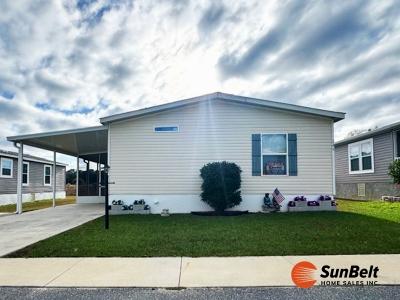 Photo 3 of 62 of home located at 9701 E Hwy 25 Lot 246 Belleview, FL 34420