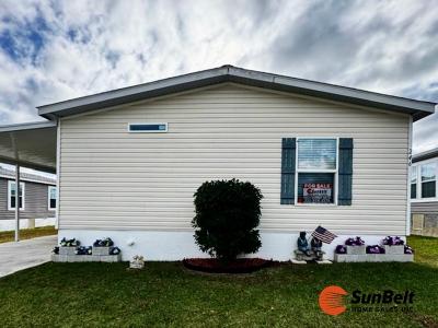 Photo 4 of 62 of home located at 9701 E Hwy 25 Lot 246 Belleview, FL 34420