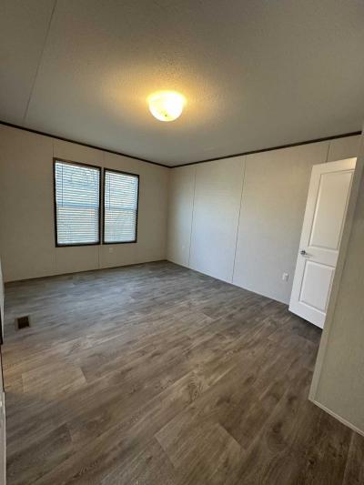 Photo 4 of 8 of home located at 51 Palma Cir. Austin, TX 78744