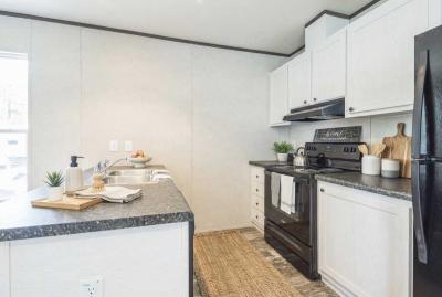 Photo 4 of 24 of home located at 600 Ermine Road #656 West Columbia, SC 29170