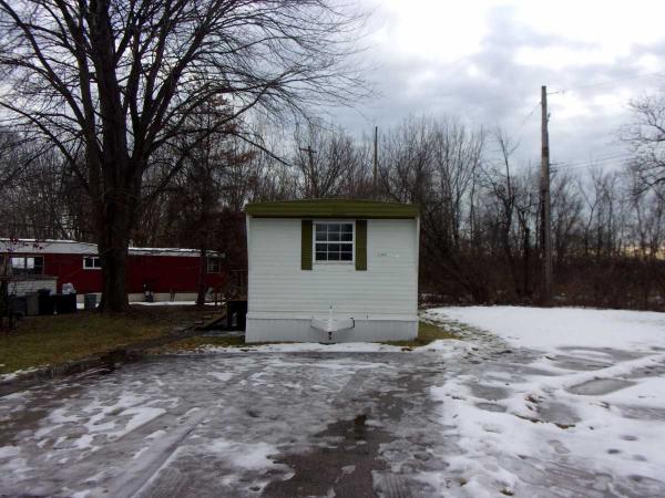 Photo 1 of 2 of home located at 23822 South Keystone Way Clinton Township, MI 48036