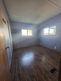 1989 Hillcrest Mobile Home