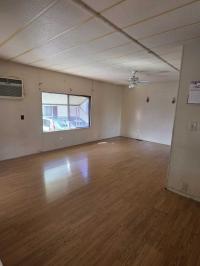 1989 Hillcrest Mobile Home