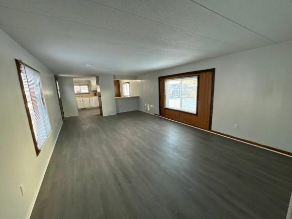 1977 Harmony mobile Home