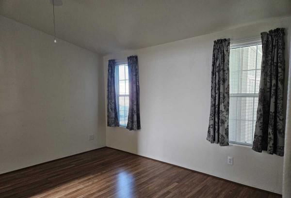 2001 Cavco 3 Bed / 2 Bath Manufactured Home