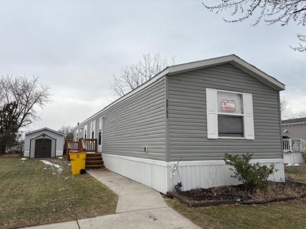 Photo 1 of 2 of home located at 52184 Norfolk Lane Chesterfield, MI 48051